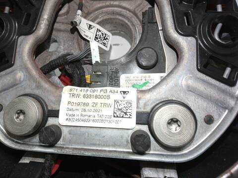 Volante Motor Porsche Panamera 330 CV 243KW