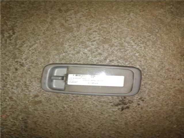 Luz Central de Freno Toyota Hiace 2.4