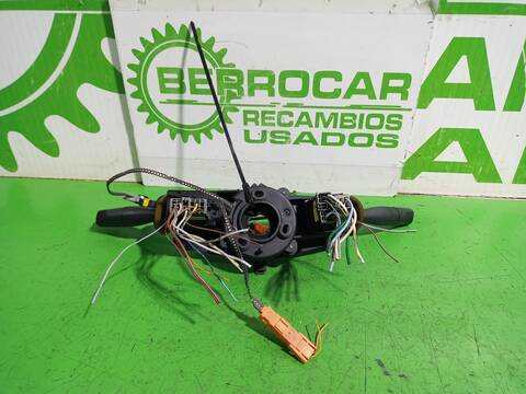 Foto 3ª: Mando Multifuncion Peugeot 206 E-MUSIC BERLINA 75CV 55KW (2004)