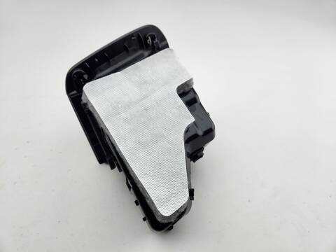 Foto 4ª: Guantera Bmw Serie 3 315 330D XDRIVE SPORT LINE 4P) BERLINA 265CV [B57D30A] (2022)