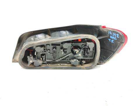 Foto 3ª: Piloto Trasero Izquierdo Peugeot 306 BERLINA 110CV 81KW [NFT] (2000)