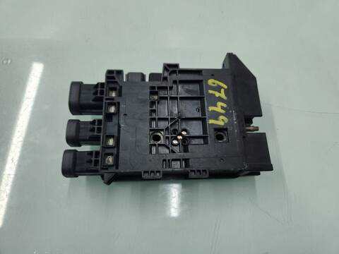 Caja Reles Fusibles Renault Megane III COUPE