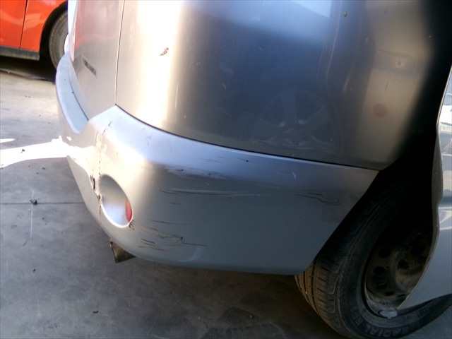 Foto 2ª: Paragolpes Trasero Toyota Noah 2.0 G 2001-2007 [1AZFSE] (2006)