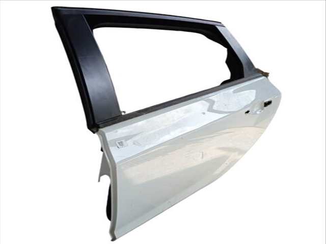 Foto 3ª: Puerta Trasera Izquierda Opel Astra 1.6 CDTI 69) (2012)