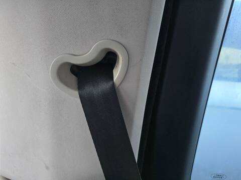 Cinturón Trasero Izquierdo Land Rover Discovery 306DT AUT.