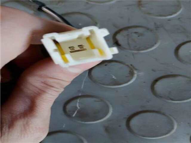 Foto 2ª: Cinturón Delantero Derecho Peugeot 308 1.6 ACTIVE [1.6 LTR. - 85 KW 16V E-HDI FAP] [9h05]