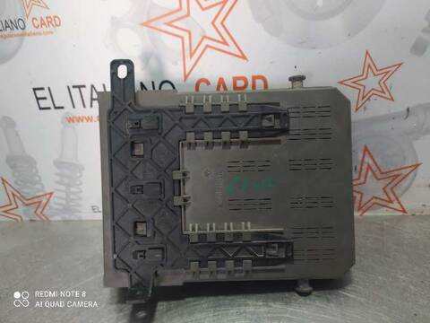 Foto 3ª: Caja Reles Fusibles Citroen C5 2.2 HDI VIVACE BERLINA 133CV 98KW [4HX] (2001)