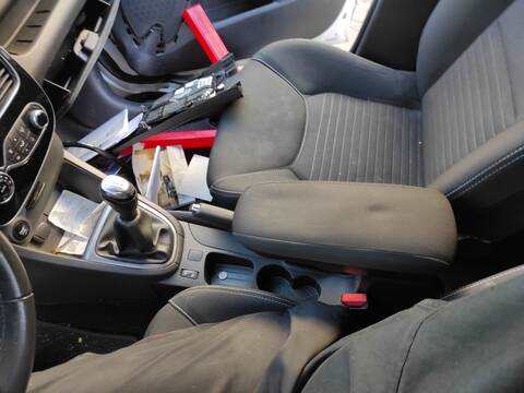 Consola Central Renault Clio H4B408