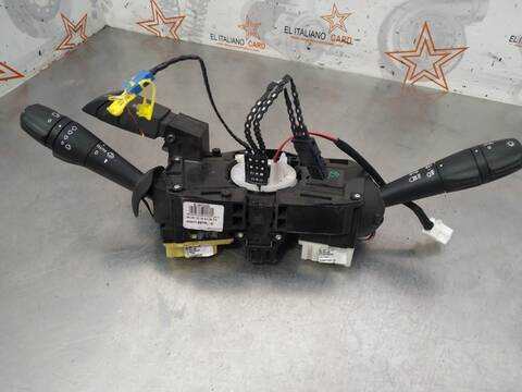 Foto 4ª: Mando Luces Renault Clio TECHNOFEEL 90CV 66KW [H4BB4] (2015)