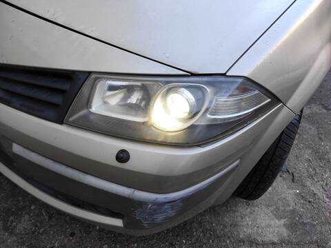 Foto 2ª: Faro Izquierdo Renault Megane K9K732 BERLINA II BERLINA 5P (2006)