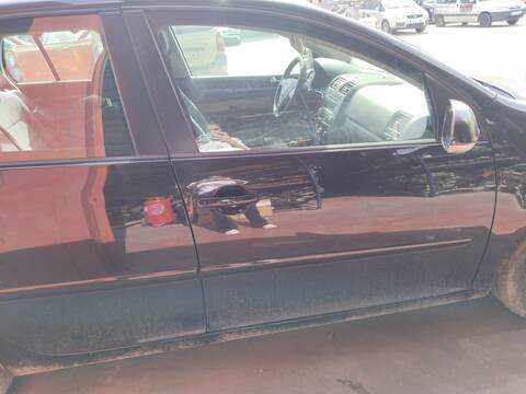 Foto 3ª: Puerta Delantera Derecha Volkswagen Golf BKC (2011)