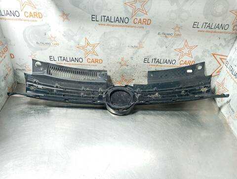 Foto 4ª: Rejilla Delantera Volkswagen Golf ADVANCE 140CV 103KW [CFFB] (2010)