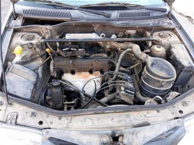 Foto 3ª: Faro Izquierdo Renault Megane 1.6E ALIZE [1.6 LTR. - 66 KW] I CLASSIC (LA0)(1996-_) [K7M704]