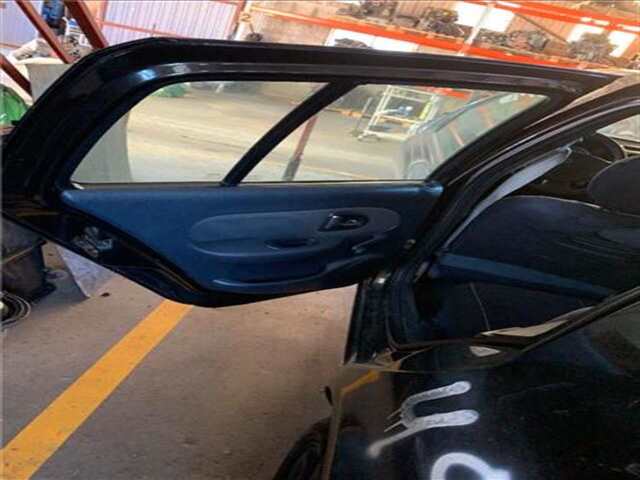 Foto 2ª: Puerta Trasera Izquierda Renault Clio 1.5 AUTHENTIQUE [1.5 LTR. - 60 KW DCI DIESEL] [K9K B7]