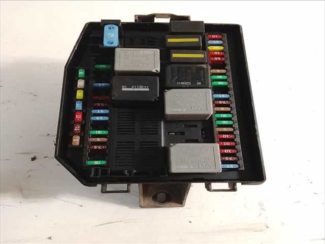 Caja Reles Fusibles Jaguar X Type (X 400)