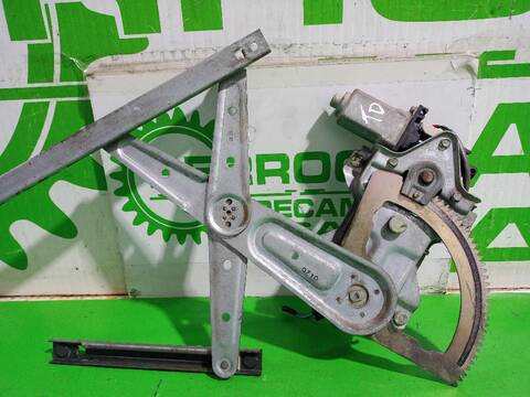 Foto 2ª: Elevalunas Manual Trasero Derecho Kia Sorento 2.5 CRDI 170CV [D4CB] (2002)