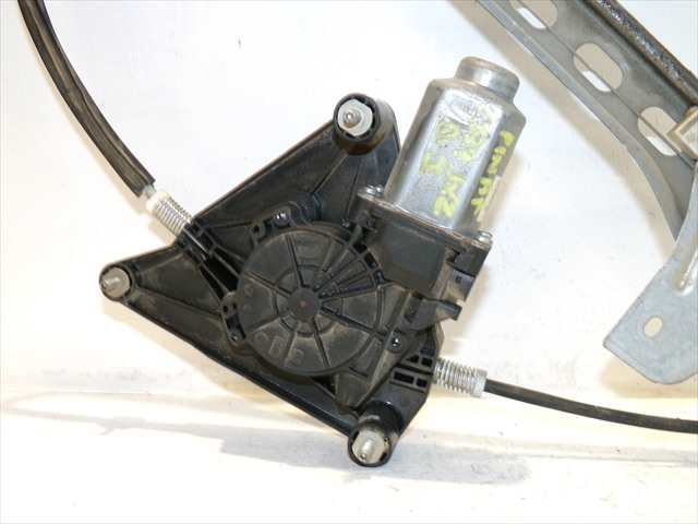 Foto 3ª: Elevalunas Eléctrico Delantero Izquierdo Peugeot 108 1.2 G 2014-2021 [HM01] (2017)