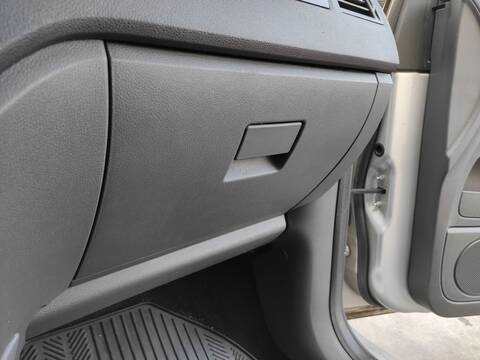 Guantera Ford Kuga G6DG