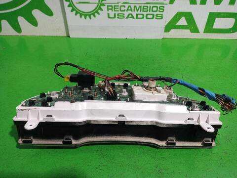 Foto 3ª: Cuadro de Instrumentos Nissan Serena 2.3 LX DIESEL 75CV [LD23] (1992)