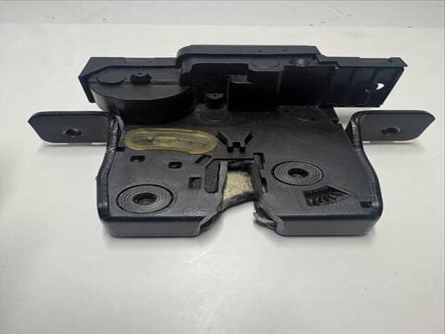 Foto 2ª: Cerradura Maletero Portón Nissan Qashqai K9K (2010)