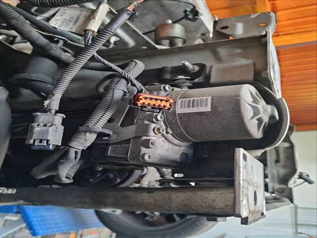 Bomba de Direccion Peugeot 5008 1.6 HDI 114CV 84KW