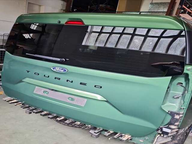 Portón Ford Tourneo TOURNEO COURIER