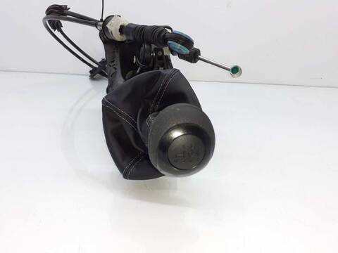 Foto 3ª: Palanca de Cambio Mercedes Vito 88CV 65KW (2014)