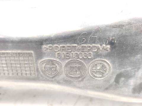 Foto 3ª: Refuerzo Paragolpes Trasero Alfa Romeo Giulietta 2.0 JTDM 940FXE1A 940FXG11) 170CV 125KW [940A4000] (2010)