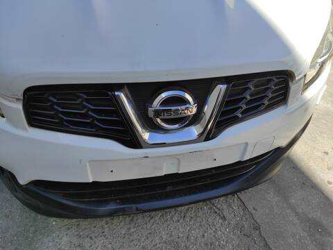 Rejilla Delantera Nissan Qashqai MR20DE