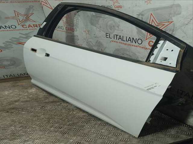 Foto 3ª: Puerta Delantera Derecha Ford Focus TITANIUM 125CV 92KW [M1DA] (2013)