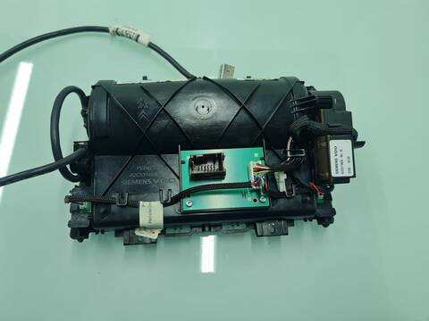 Foto 3ª: Sistema GPS Peugeot 308 1.6 16V TURBO CAT 5FX - EP6DT) 150CV 110KW (2008)