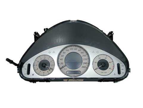 Cuadro de Instrumentos Mercedes Clase E 180 648961 BERLINA