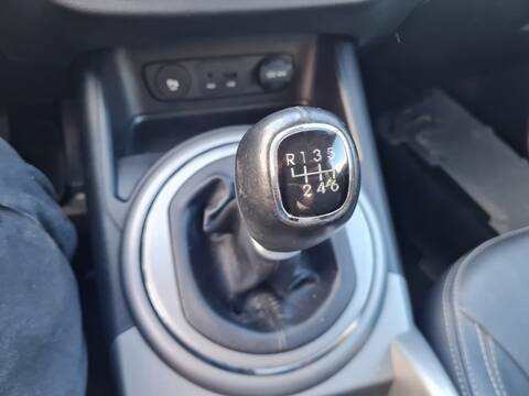 Palanca de Cambio Kia Sportage EMOTION 4X2 116CV 85KW