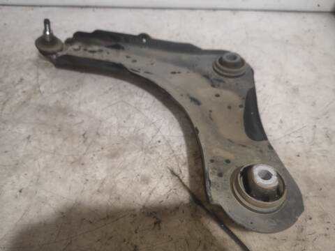 Brazo Suspension Delantero Izquierdo Renault Megane K9K832 BERLINA III BERLINA 5P