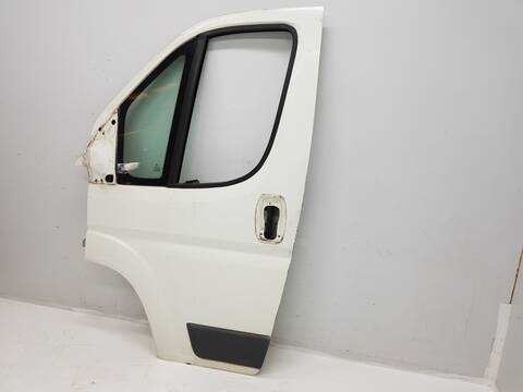 Foto 3ª: Puerta Delantera Izquierda Peugeot Boxer HDI 328)