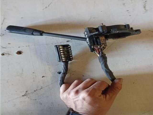 Foto 2ª: Mando Multifuncion Mercedes Clase E 180 2.5 D 250 (124.125) [2.5 LTR. - 66 KW DIESEL CAT]