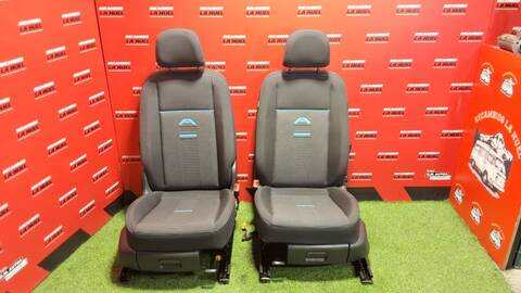 Foto 2ª: Asientos Traseros Ford Tourneo 1.5 ACTIVE [1 5 LTR. - 84 KW ECOBOOST CAT] 114CV [DPB] (2023)