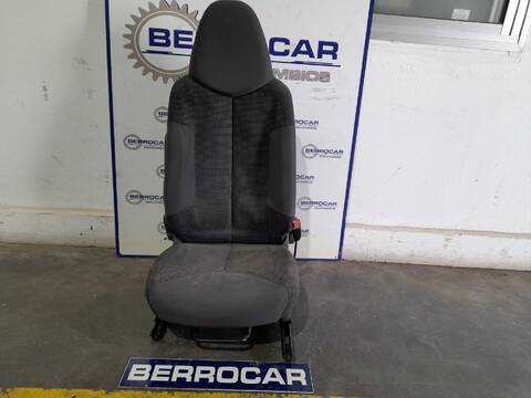 Asiento Delantero Derecho Peugeot 107 1.0 CAT 384F) 68CV