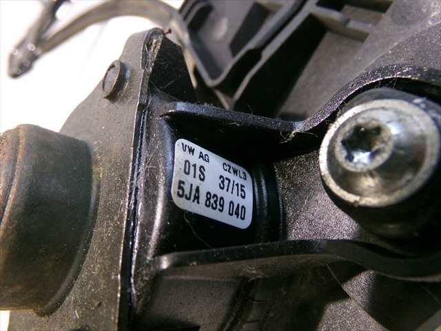 Foto 4ª: Elevalunas Manual Trasero Derecho Seat Toledo 1.6 TDI 2013-2017 [CXM] (2015)