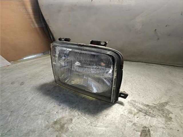 Faro Derecho Volkswagen Lt 2.3 LT 35 DOBLE CABINA [2.3 LTR. - 105 KW CAT (AGL)]