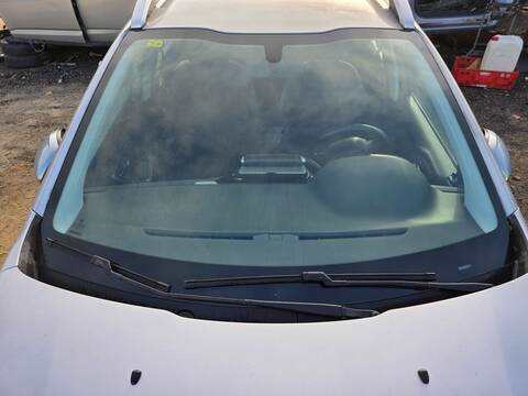 Luna parabrisas Peugeot 2008 HMZ