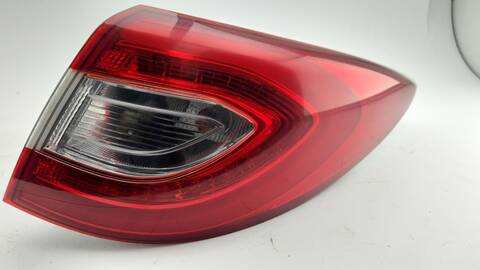 Foto 3ª: Piloto Trasero Derecho Hyundai ix35 1.7 CRDI 116CV 85KW [D4FD] (2015)