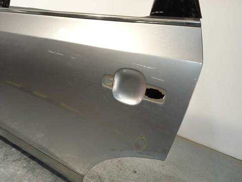 Foto 2ª: Puerta Trasera Izquierda Hyundai ix55 STYLE 239CV 176KW [D6EA] (2010)