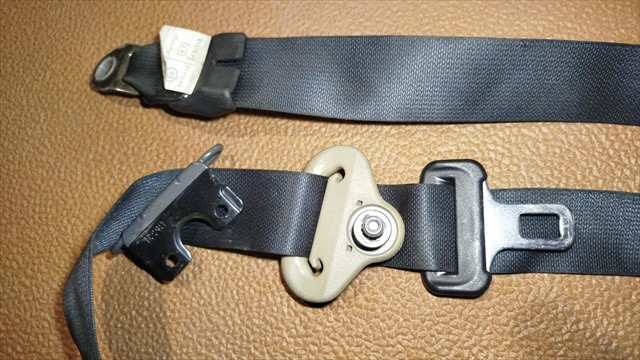 Foto 2ª: Pretensor Airbag Derecho Nissan Patrol 3.0 DI GR Y61 [ZD30] (2005)
