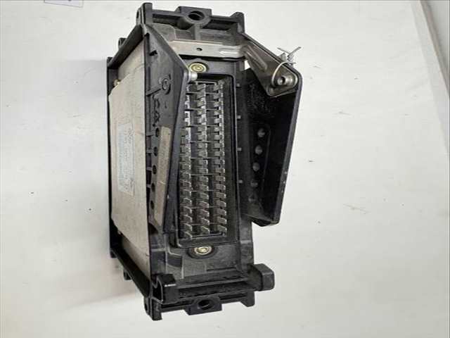 Foto 2ª: Centralita Abs Volkswagen Golf VERSION INDEFINIDA