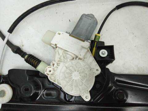 Foto 3ª: Elevalunas Eléctrico Delantero Izquierdo Bmw Serie 5 520 2.0 D F10) [N47 D20 C] (2025)