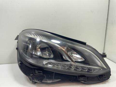 Faro Derecho Mercedes Clase E 180 OM651924