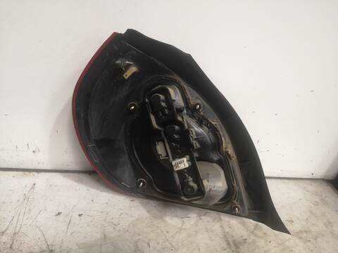 Foto 2ª: Piloto Trasero Derecho Nissan Almera QG15 (2003)