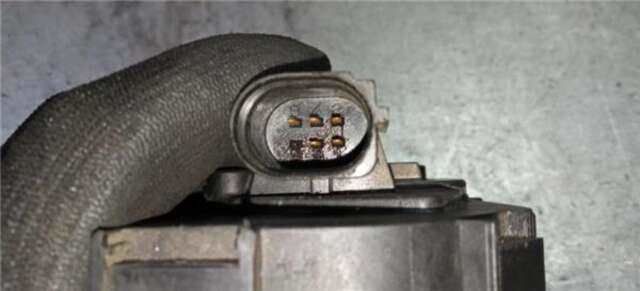 Foto 3ª: Caja Mariposa Iveco Daily 35C12 V. 35C12 V/P. 35S12 V. 35S12 V/P [F1AE0481GA]