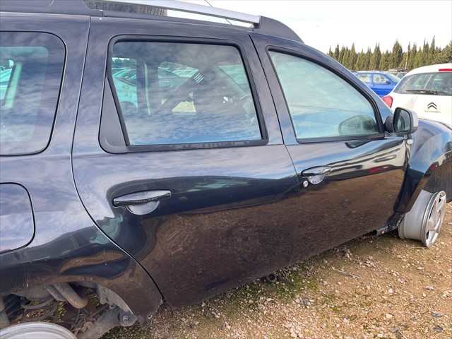 Foto 3ª: Puerta Trasera Derecha Dacia Duster 1.5 DCI 108cv [K9KJ8] (2011)